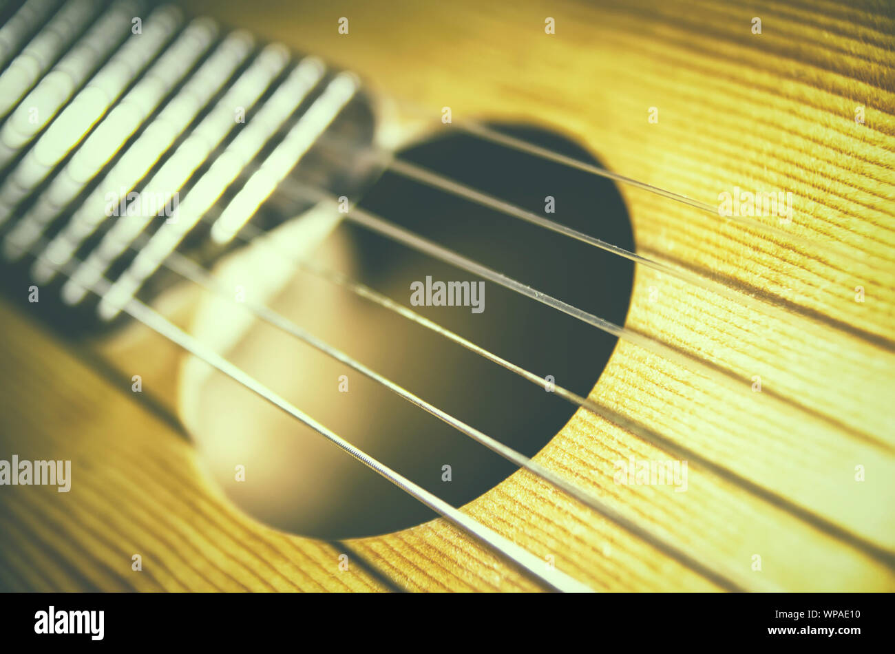 Klassische akustische Gitarre mit Nylonsaiten Stockfoto