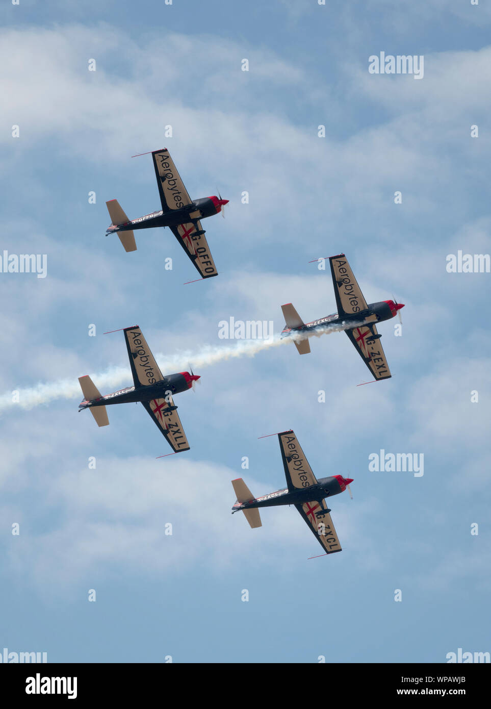 Die Blades Aerobatic Display Team durchführen an den 2019 Southport Air Show Stockfoto