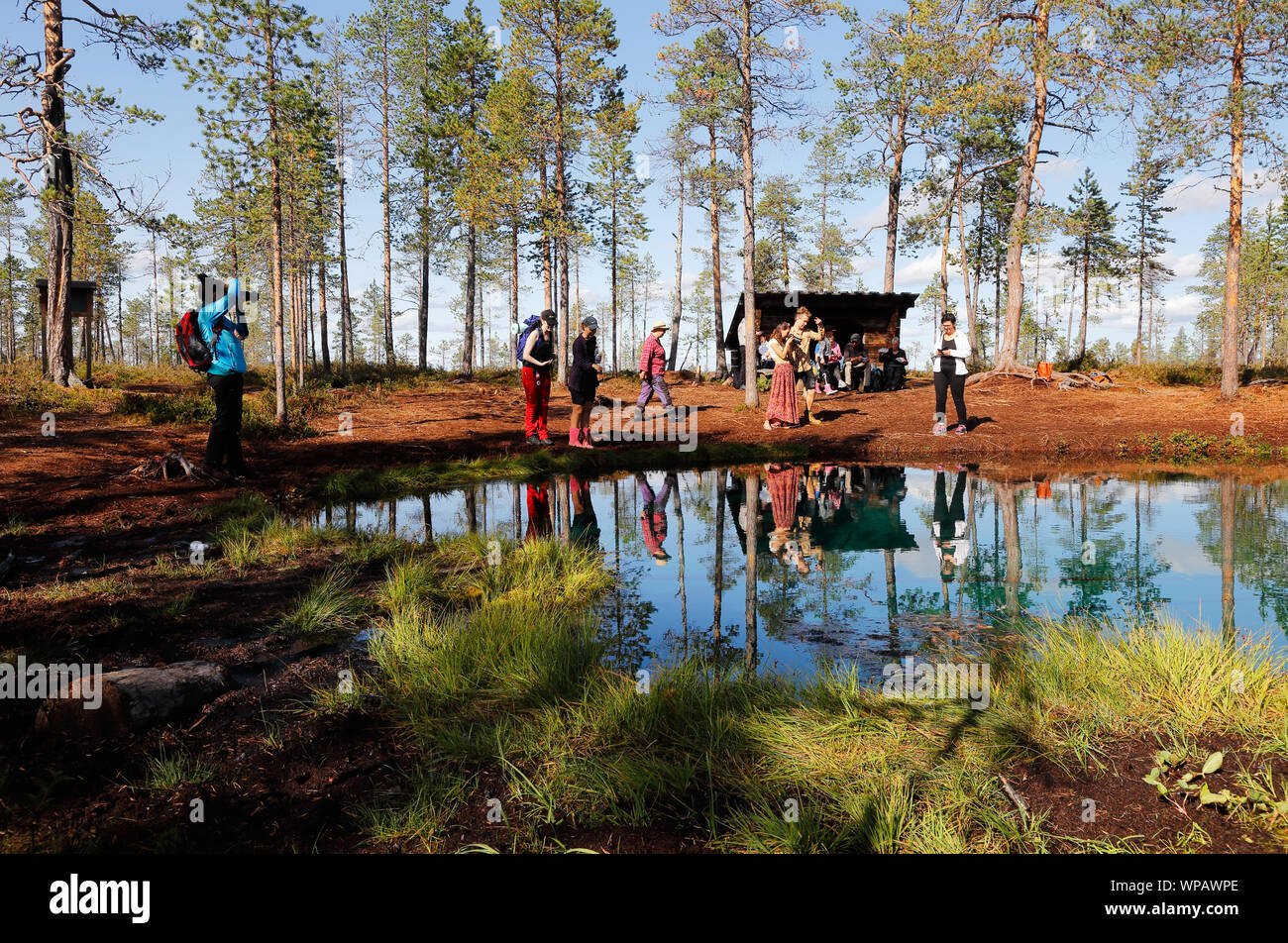 Arvidsjaur, Schweden - 21 August, 2019: Blick auf den Frosch spring, Grodkallan in Schwedisch, mit frisches Wasser, in der Nähe von Arvidsjaur in der Schwedischen p befindet Stockfoto