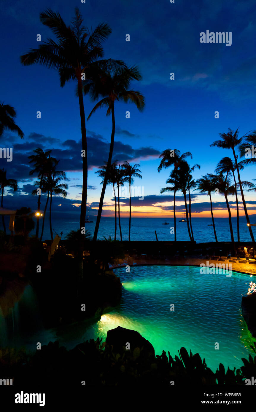 Maui, HI - April 22, 2008 - The Westin Resort bei Sonnenuntergang auf der Insel Maui, Hawaii, USA Stockfoto