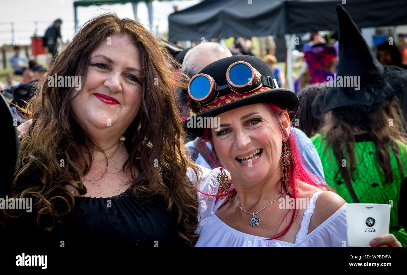 Eastbourne, East Sussex UK. 8. Sep 2019. Eastbourne Steampunk Festival kehrt in dieser Stadt am Meer zu den Besuchern und Bewohnern über zwei Tagen unterhalten. Kredit Alan Fraser Stockfoto