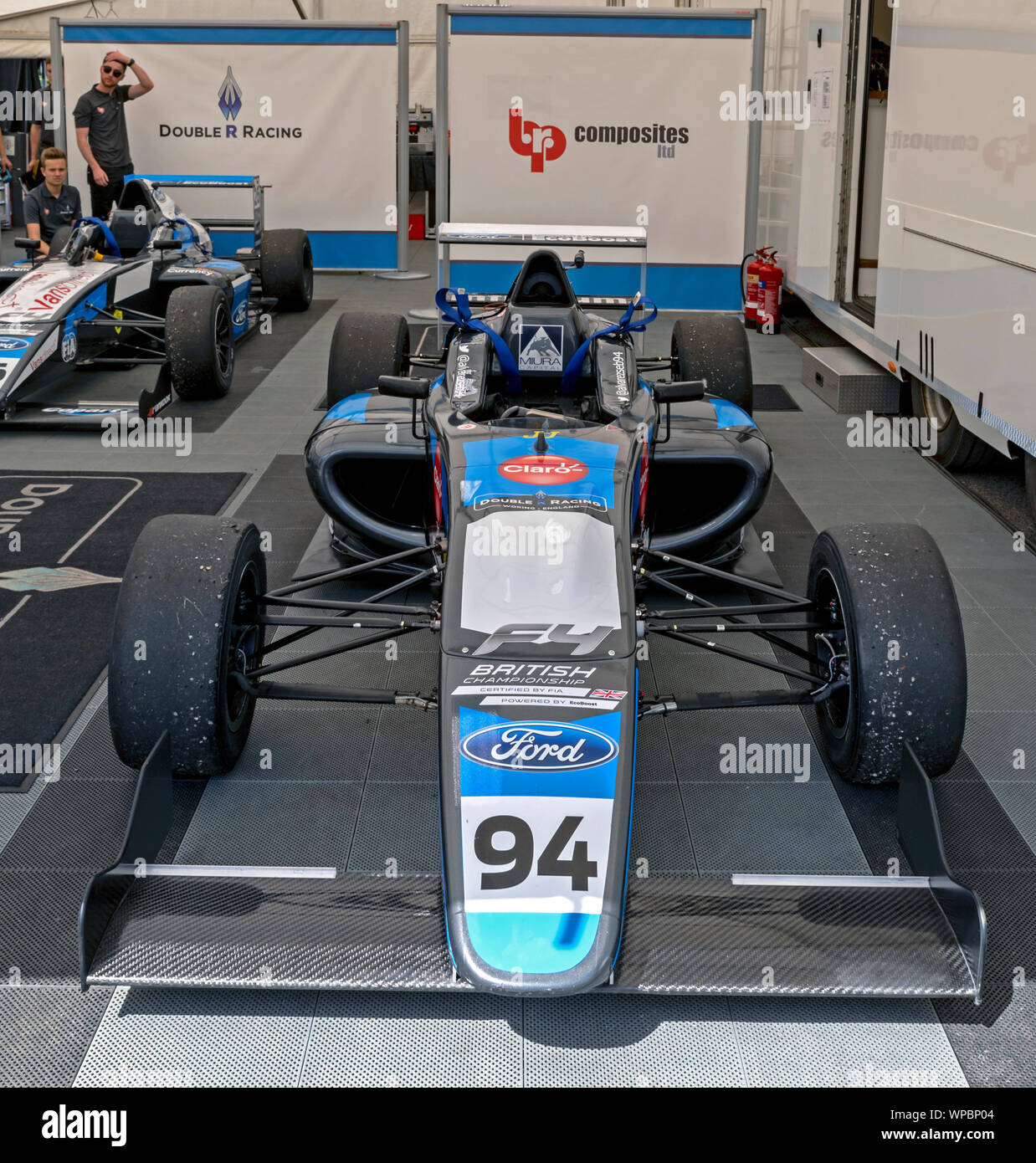 Oulton Park Pit und off Track, Sebastian Alveraz, Double R Racing, Auto 94, Stockfoto