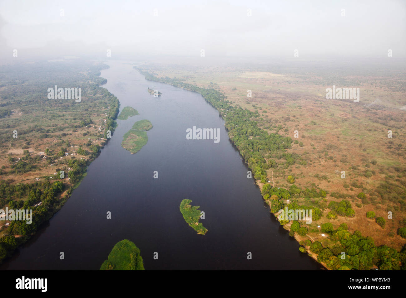 Luftaufnahme des Weißen Nil in Juba, der Hauptstadt des Südsudan. Stockfoto