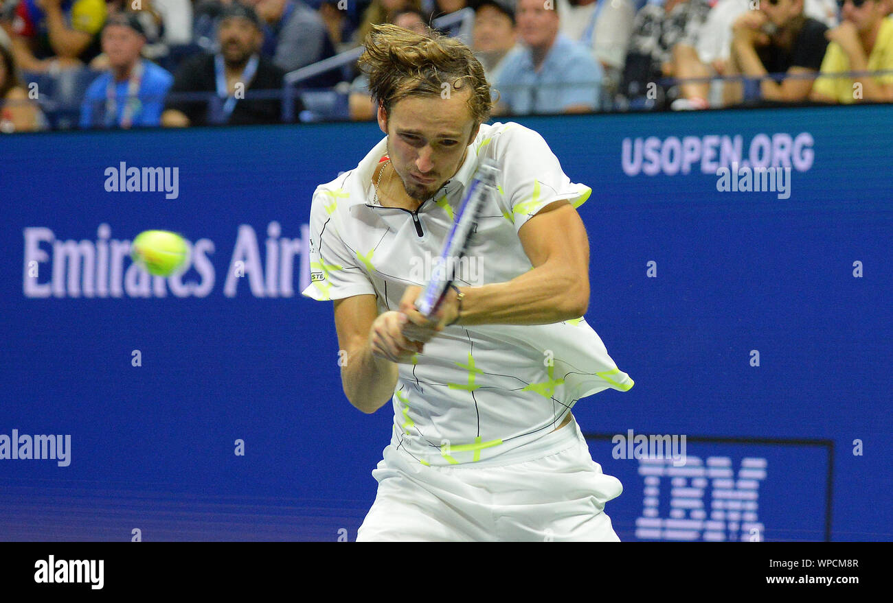 New York Flushing Meadows US Open 2019 08/09/19 Tag 14 Daniil Medwedew (RUS) verliert Mens Singles Foto Anne Parker International Sport Fotos Ltd/Alamy leben Nachrichten Stockfoto