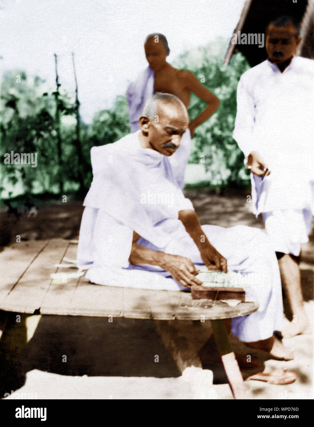 Mahatma Gandhi kardierte Baumwolle, Indien, Asien, 1930 Stockfoto