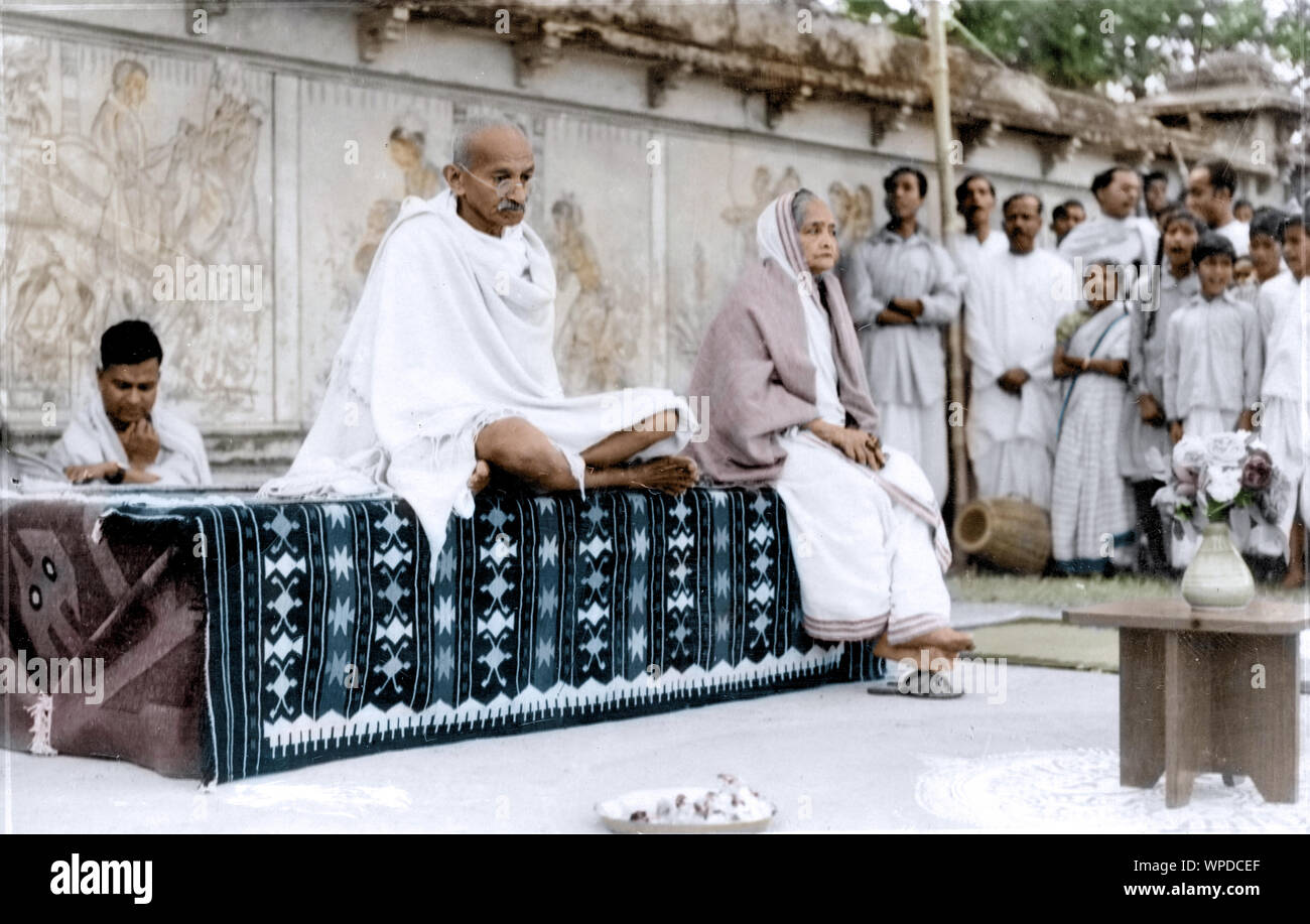 Mahatma Gandhi und Kasturba Gandhi während des Empfangs, Santiniketan, West Bengal, Indien, Asien, 18. Februar 1940 Stockfoto