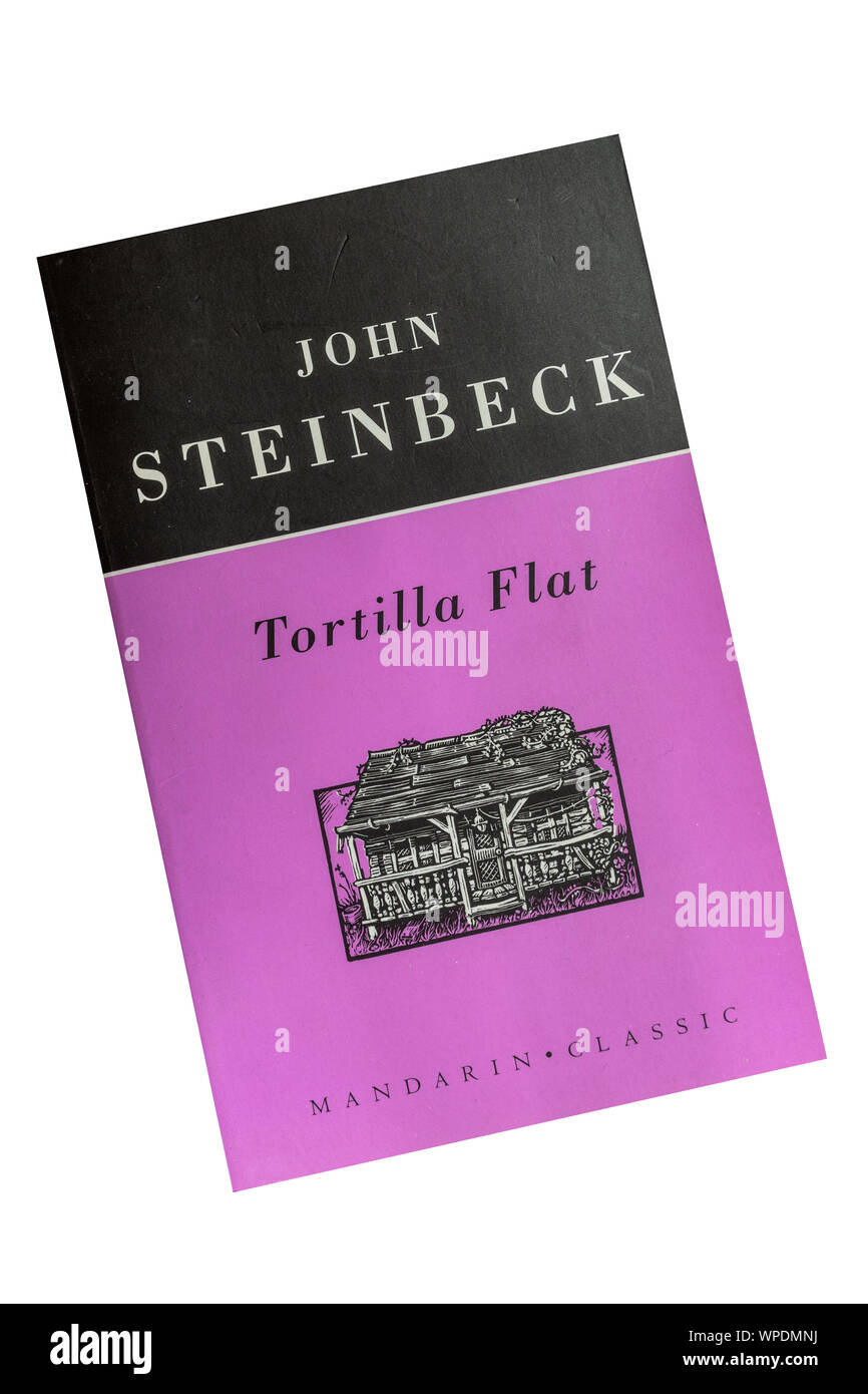 Tortilla Flat Taschenbuch Buch, ein Roman von Autor und Schriftsteller John Steinbeck, schneiden Sie auf Weiß Stockfoto