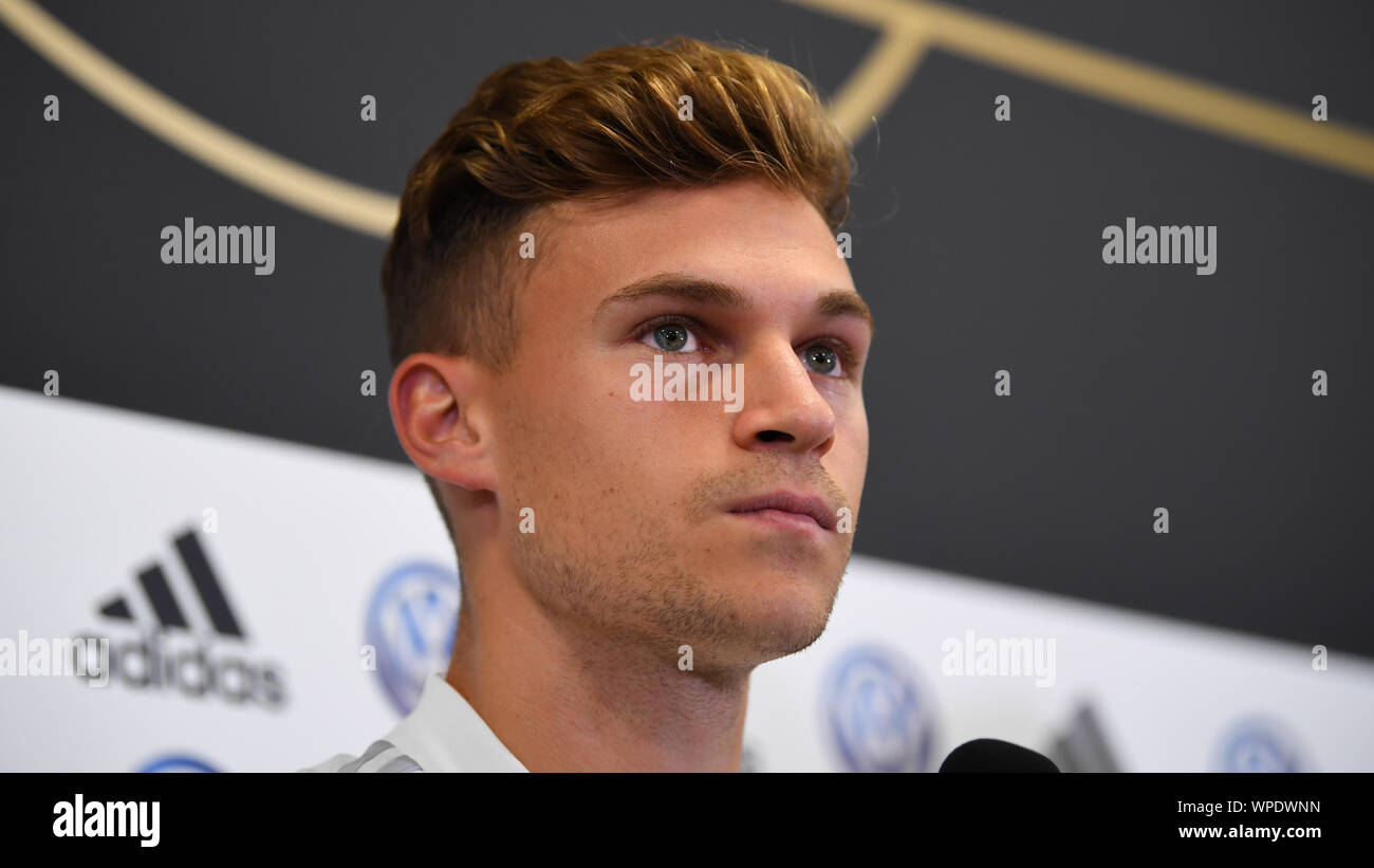 Joshua Kimmich (Deutschland). GES/Fussball/EM-Qualifikation: Pressekonferenz der deutschen Nationalmannschaft in Belfast 08.09.2019 Fußball: Europäische Qualifier: Pressekonferenz der deutschen Nationalmannschaft, Belfast, September 8, 2019 | Verwendung weltweit Stockfoto