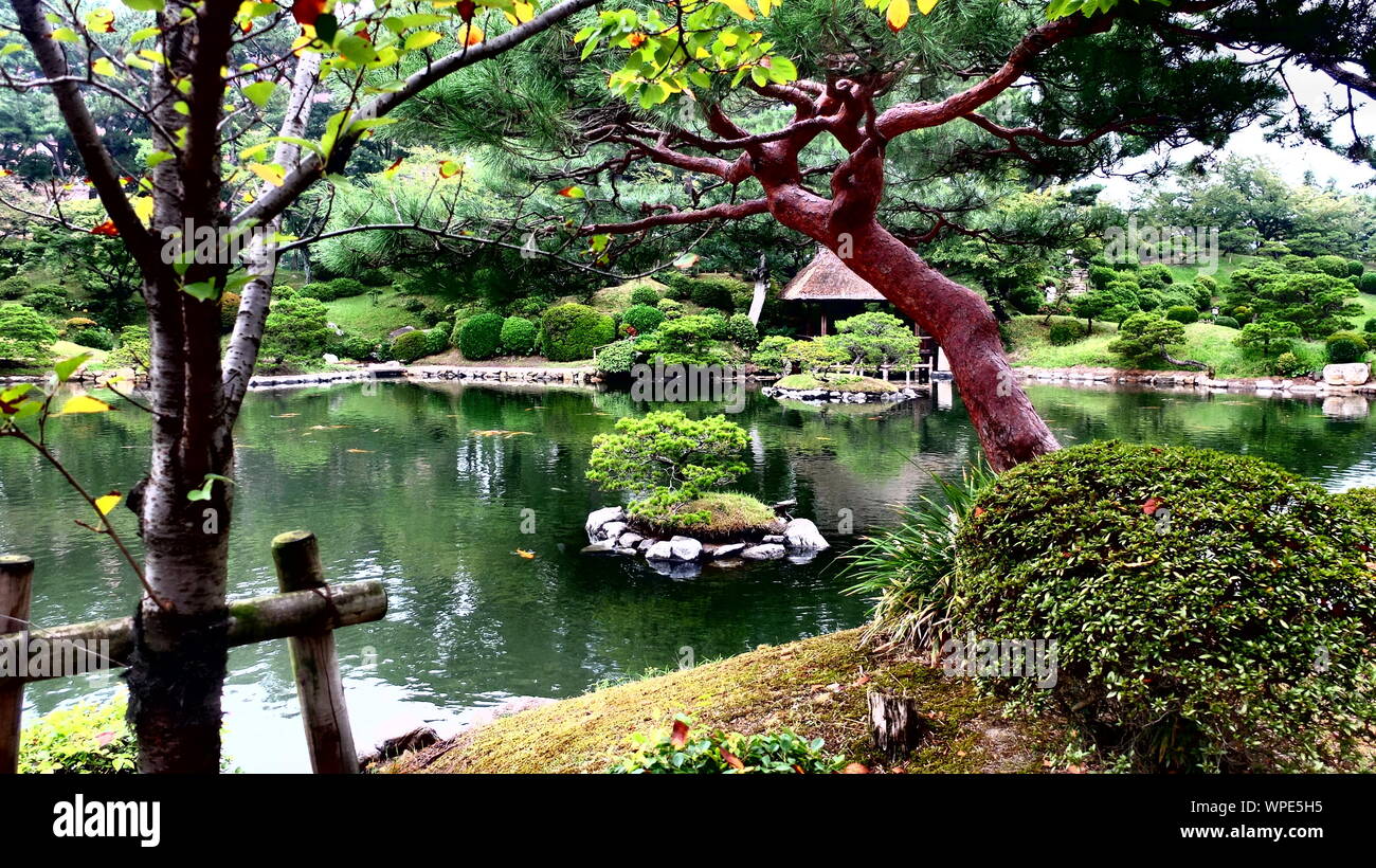 Gartenblick im Adachi Museum der Kunst Stockfoto
