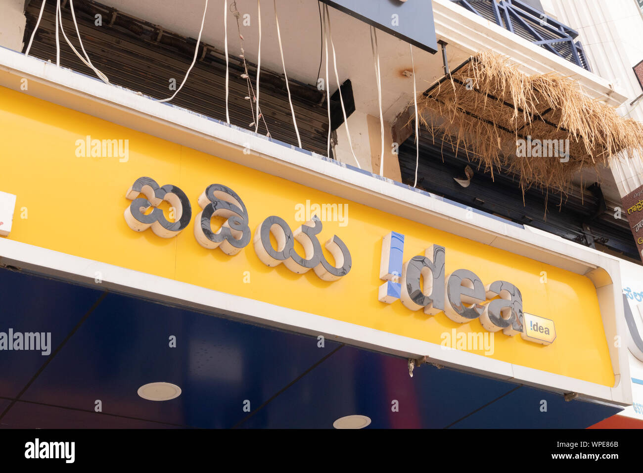 Bangalore, Indien Juni 27,2019: Vorderansicht Bill Vorstand Idee SIM am Bengaluru. Stockfoto