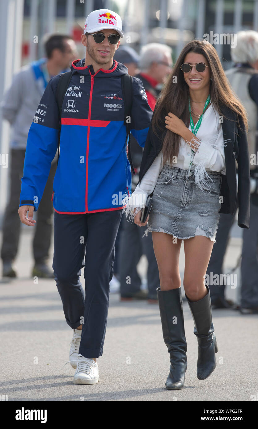 Monza, Italien - 07 September, 2019: FIA Formula One World Championship, Grand Prix von Italien mit Pierre Gasly, Aston Martin Red Bull Racing und Freundin Cate Masetti Zannini | Verwendung weltweit Stockfoto