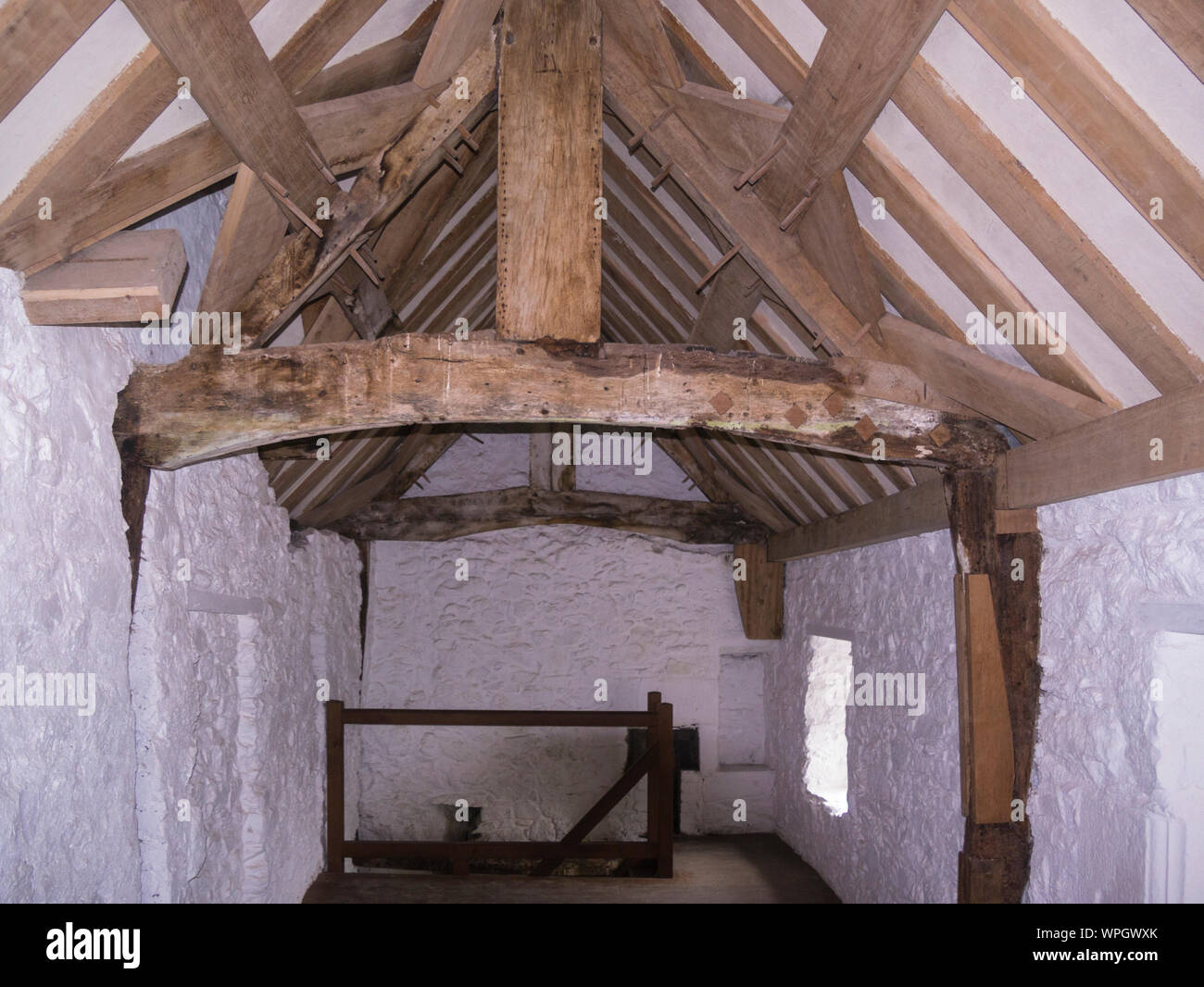 Original Holz gestaltete Zimmer im Obergeschoss Ty Neuadd Hafoty Hall mittelalterliches Haus Llanddona ISLE OF ANGLESEY Wales UK Stockfoto