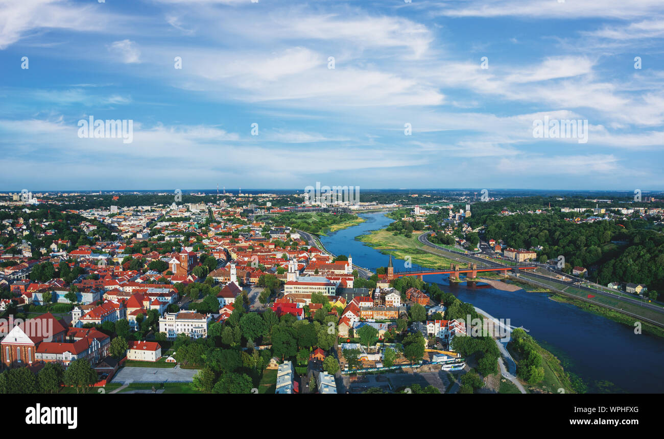 Luftaufnahme der Stadt Kaunas, während der Ballonfahrt in Litauen erfasst. Stockfoto