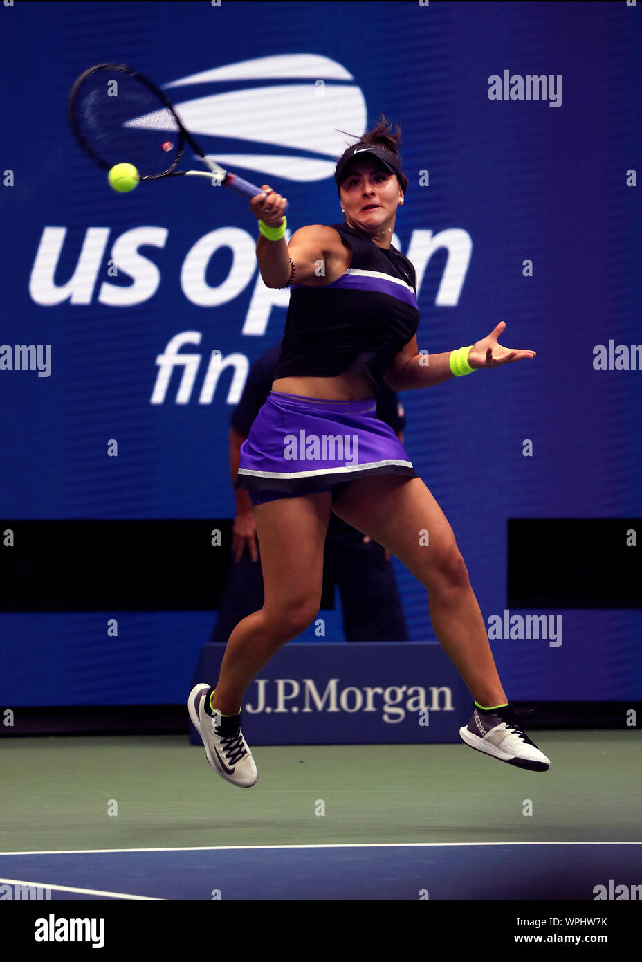 Flushing Meadows, New York, Vereinigte Staaten - 7 September 2019. Kanadas Bianca Andreescu bei ihrem Sieg über Serena Williams bei den Frauen Finale bei den US Open in Flushing Meadows, New York. Quelle: Adam Stoltman/Alamy leben Nachrichten Stockfoto