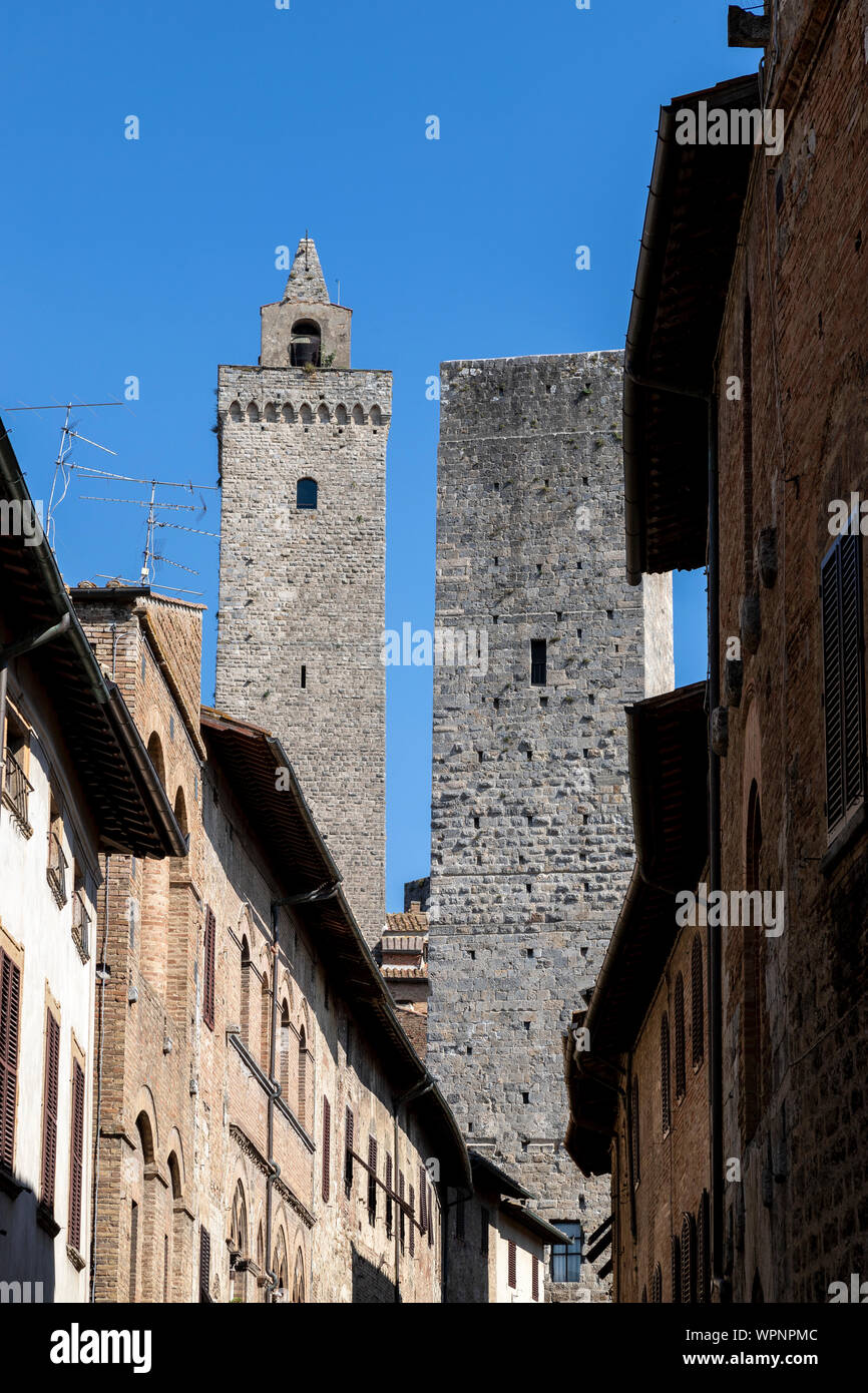Blick auf die Altstadt von der Cugnanesi Turm und die Torre Grossa, San Gimignano - Siena, Italien Stockfoto