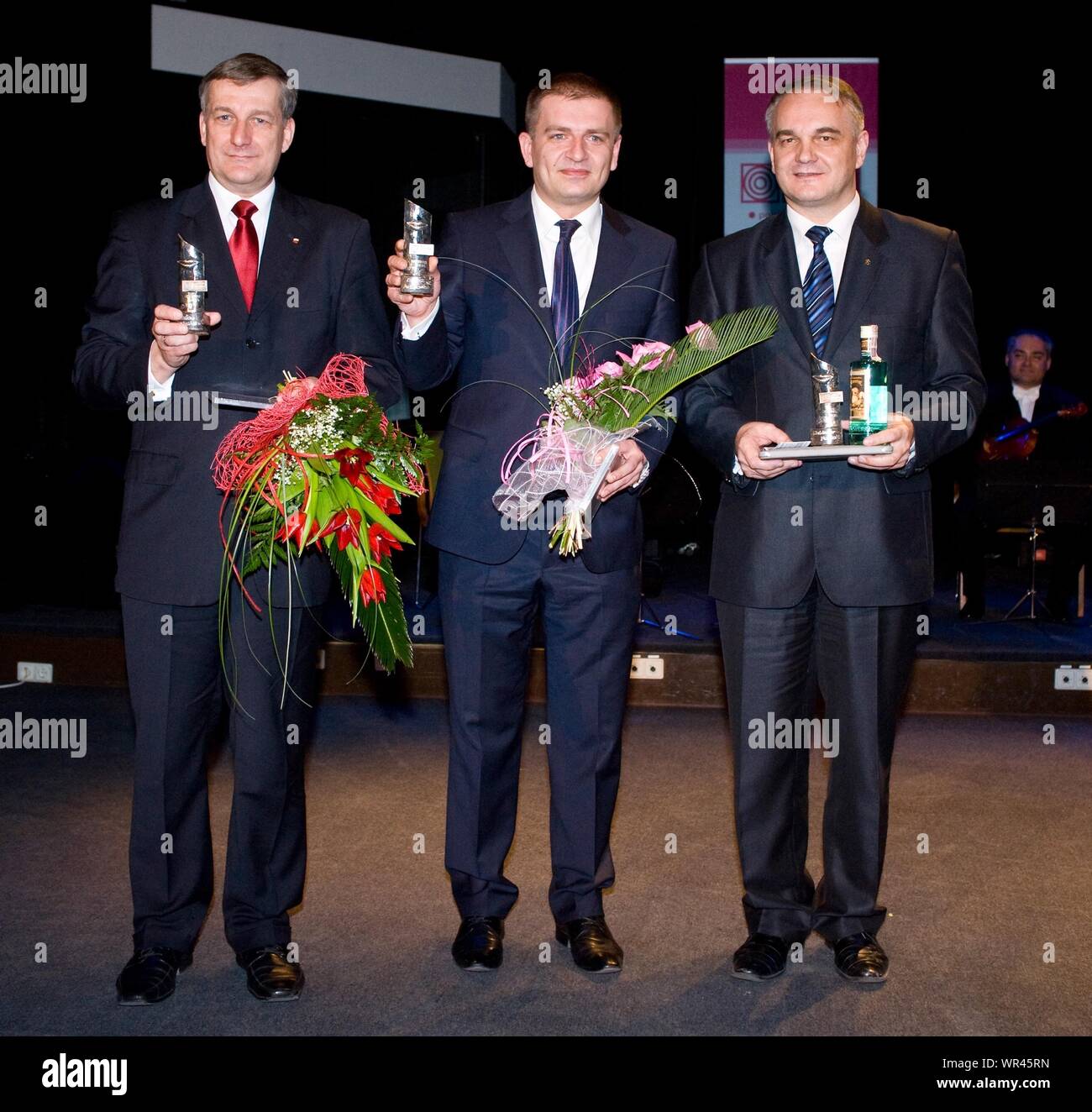 16.03.2011. Der rebrne Usta' Gala. Warschau, Polen. Im Bild: Bartosz Arlukowicz, Wieslaw Szczepanski, Waldemar Pawlak Stockfoto