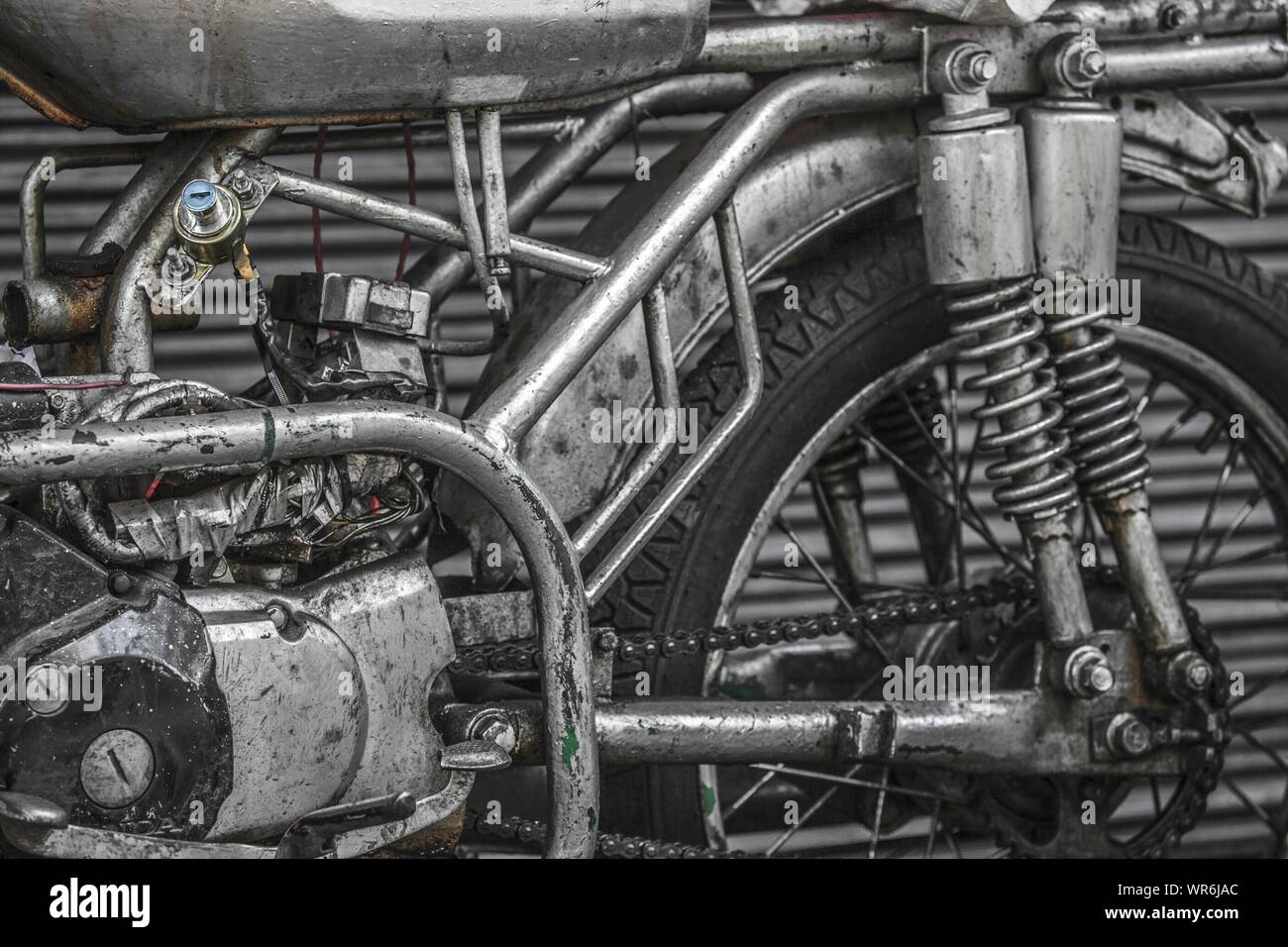 Nahaufnahme der rostigen alten Motorrad Stockfoto