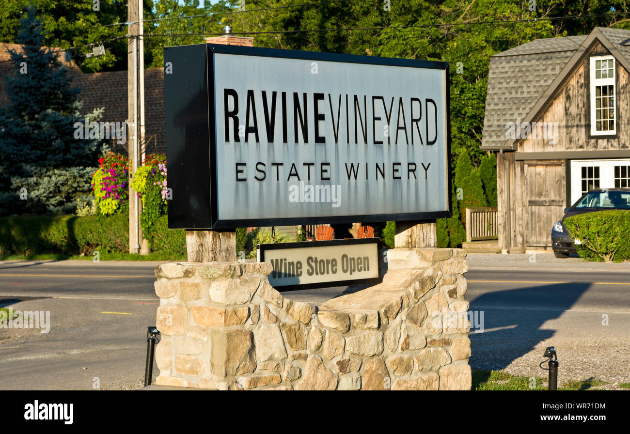 Schlucht Vineyard Estate Winery in St. David's Ontario, in der Niagara Region. Niagara Wine Country, Kanada. Stockfoto