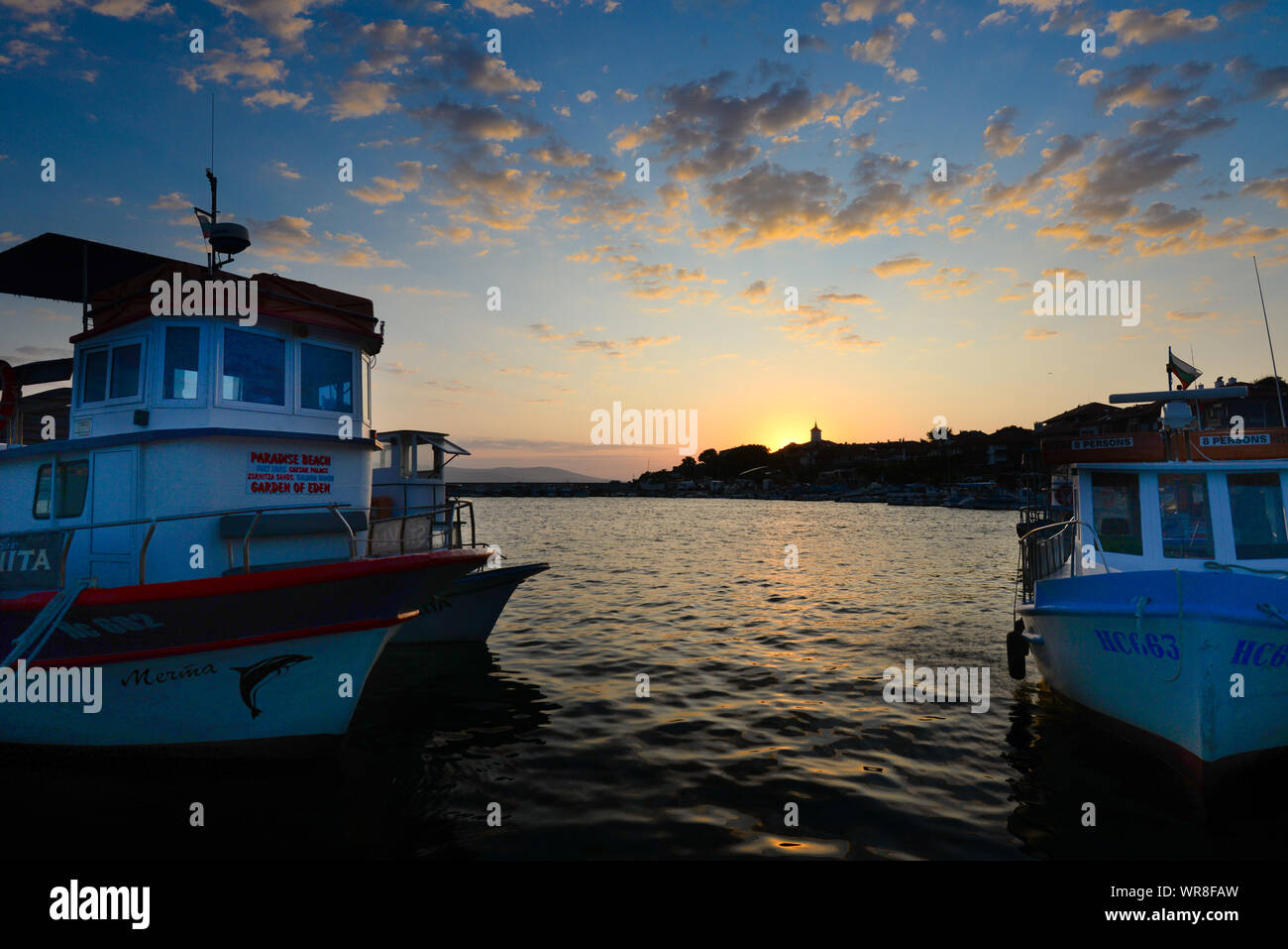 Sonnenaufgang über Nessebar an der Küste des Schwarzen Meeres Stockfoto