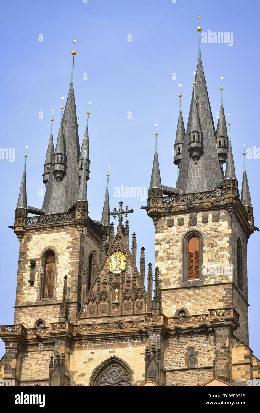 Detail einer alten Kathedrale in Prag im gotischen Stil erbaut Stockfoto