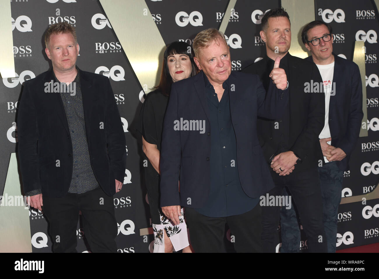 Foto © gutgeschrieben werden Alpha Presse 079965 03/09/2019 Neue Bestellung, Stephen Morris, Gillian Gilbert, Bernard Sumner, Tom Chapman und Phil Cunningham GQ Männer des Jahres Awards 2019 in London Stockfoto