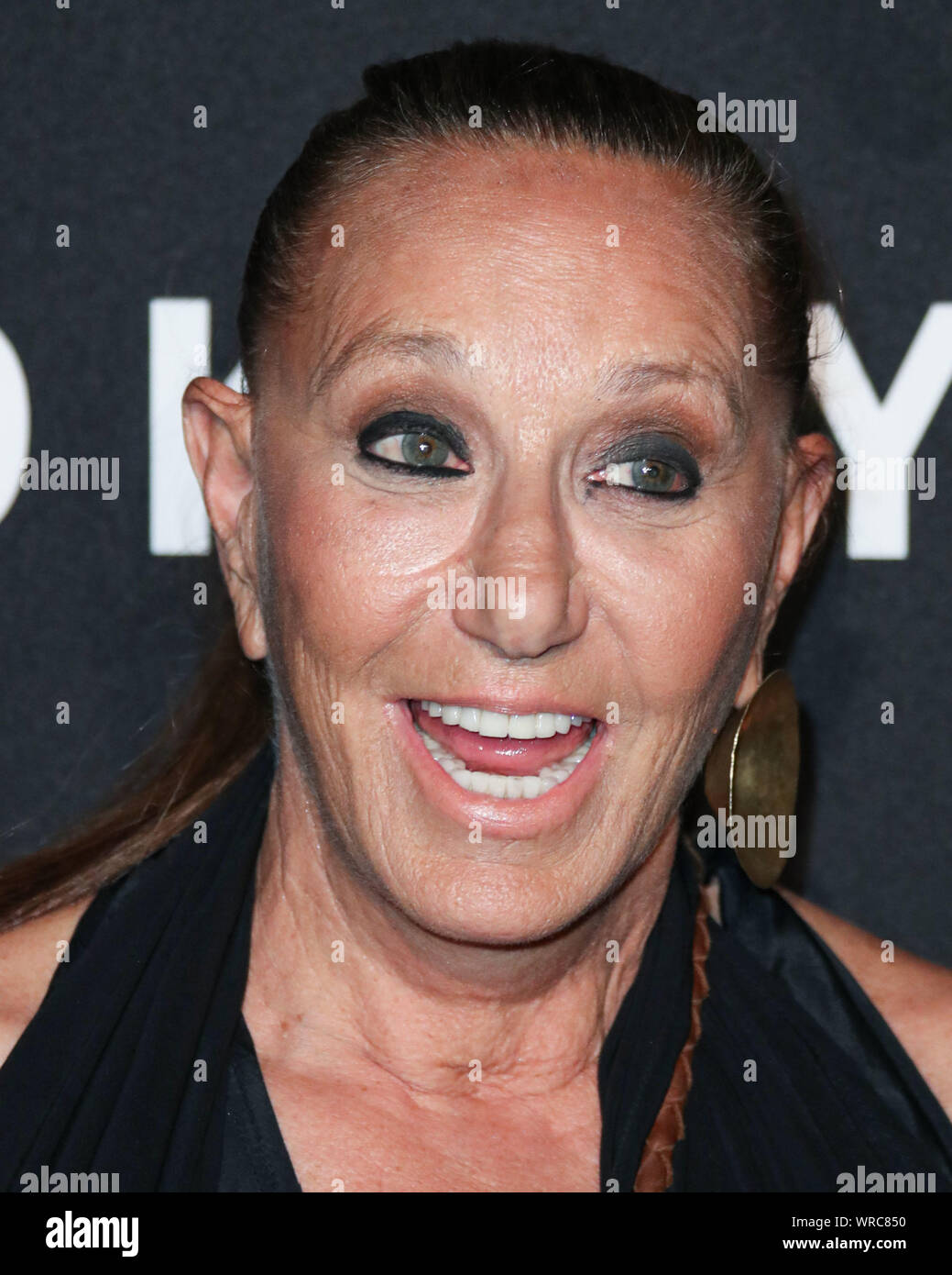 BROOKLYN, NEW YORK CITY, NEW YORK, USA - SEPTEMBER 09: Donna Karan DKNY kommt am 30. Geburtstag Party Feier in St. Ann's Warehouse auf September 9, 2019 in Brooklyn, New York City, New York, United States. (Foto von Xavier Collin/Image Press Agency) Quelle: Bild Presse Agentur/Alamy leben Nachrichten Stockfoto