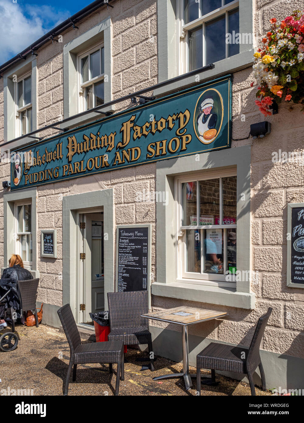Bakewell pudding Factory pudding Salon und Shop, Bakewell, Derbyshire Dales district Derbyshire, Großbritannien. Stockfoto