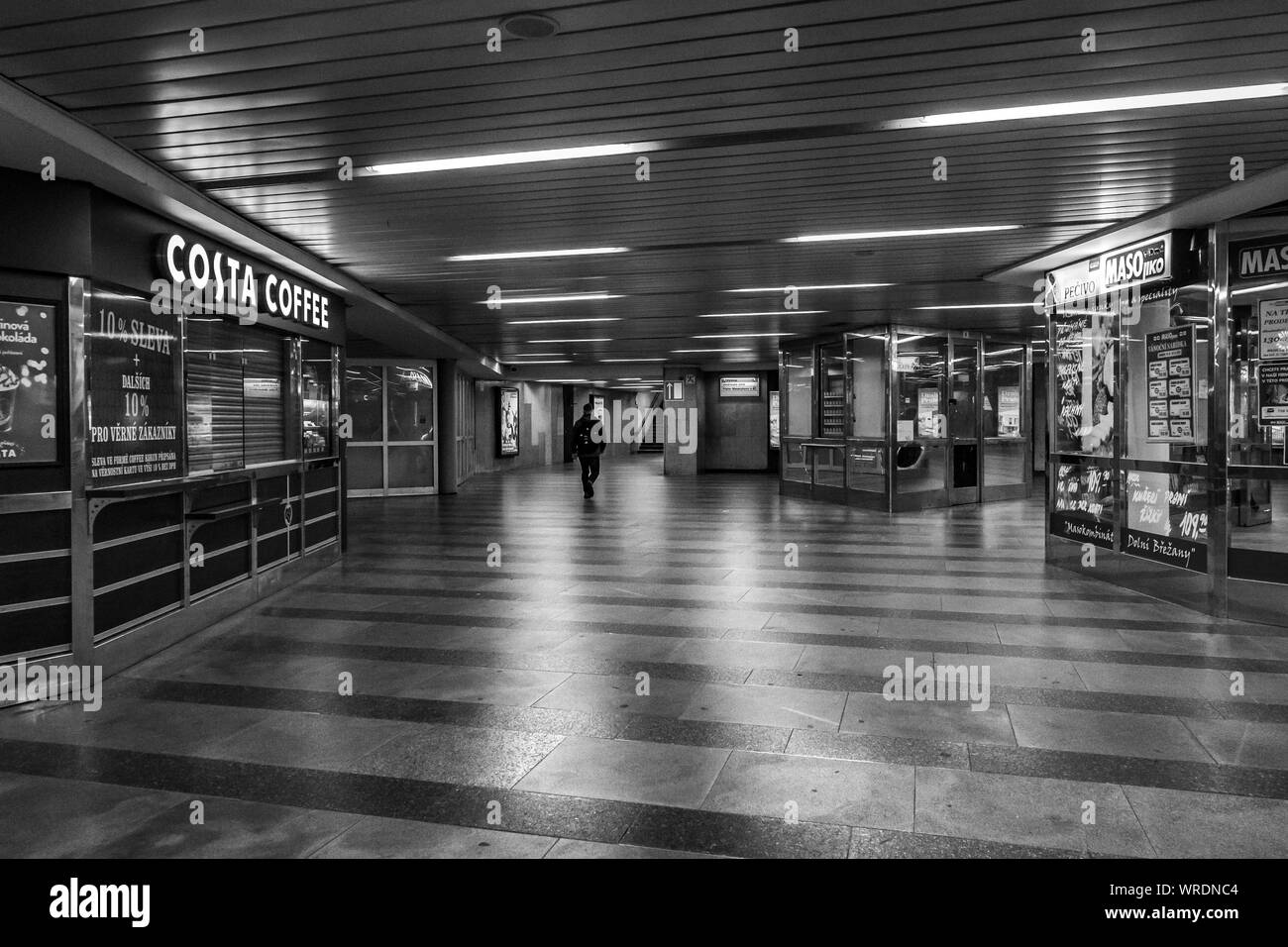 Verlassene U-Bahn zu U-Bahn, Prag, Tschechische Republik. Stockfoto