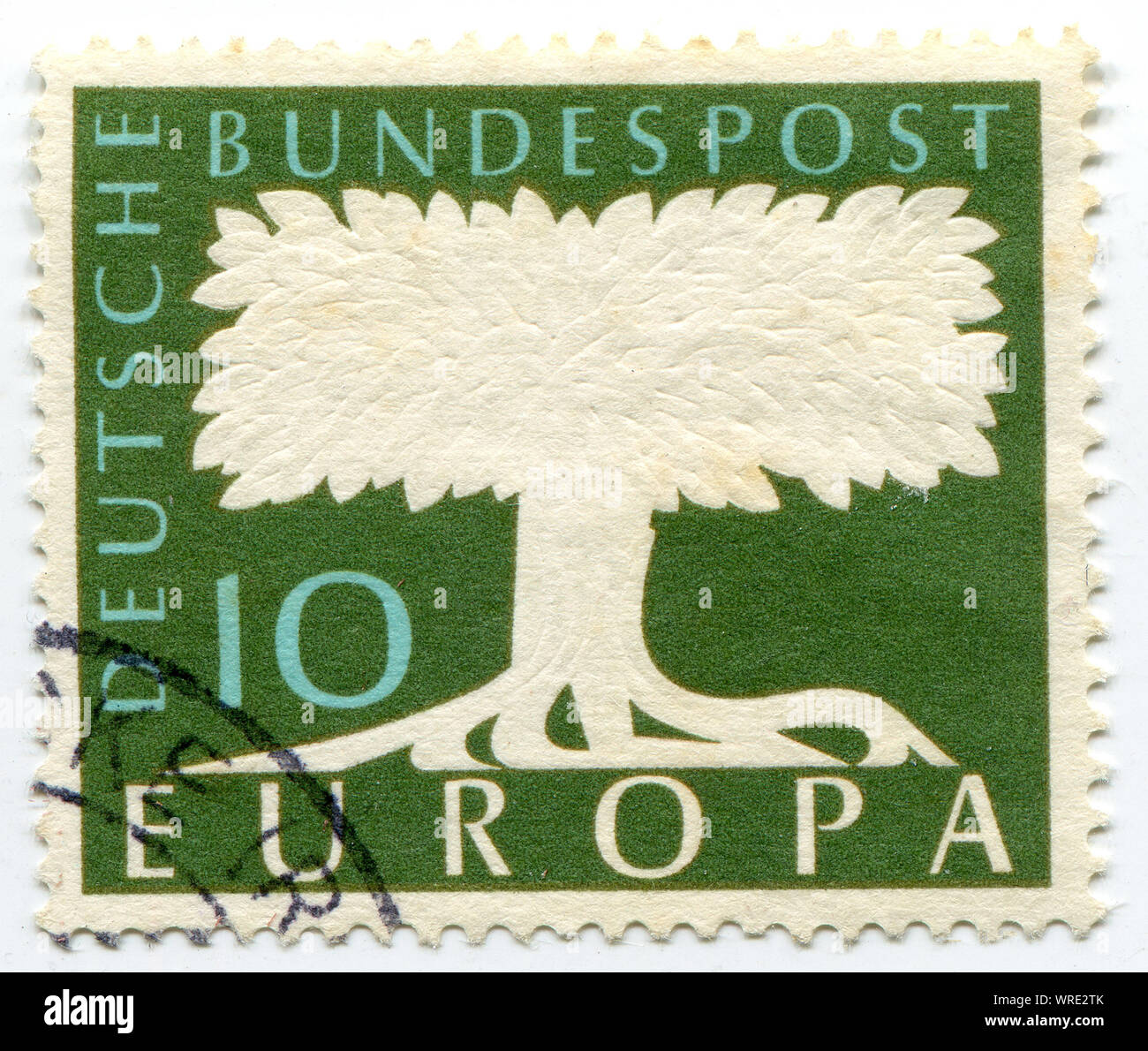 Baum, gezeichnet auf einer deutschen Briefmarke Stockfoto