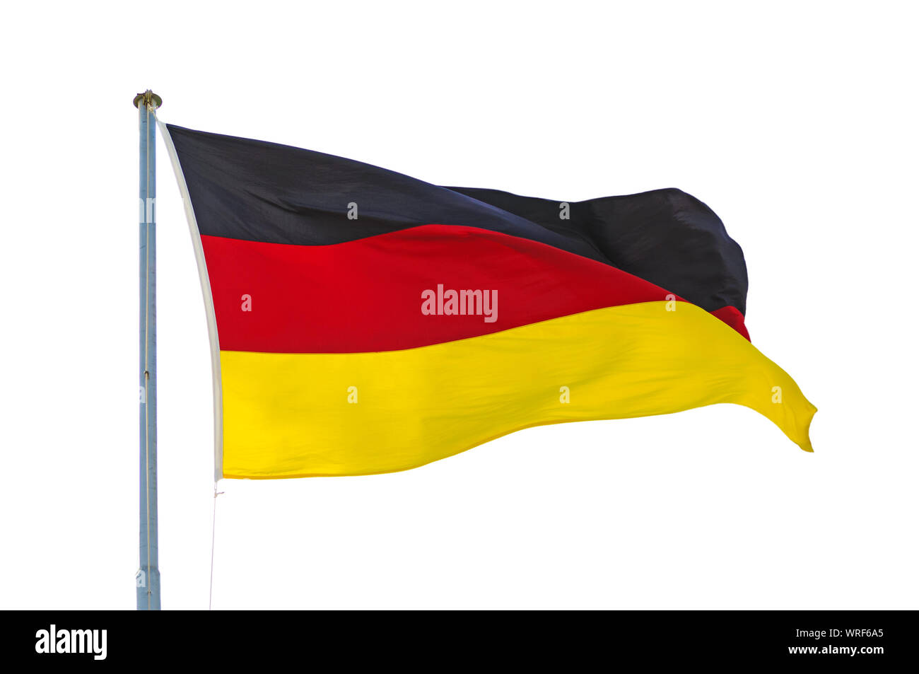 Deutsche Flagge auf der Pole flattern im Wind isoliert weißer Hintergrund Foto Stockfoto