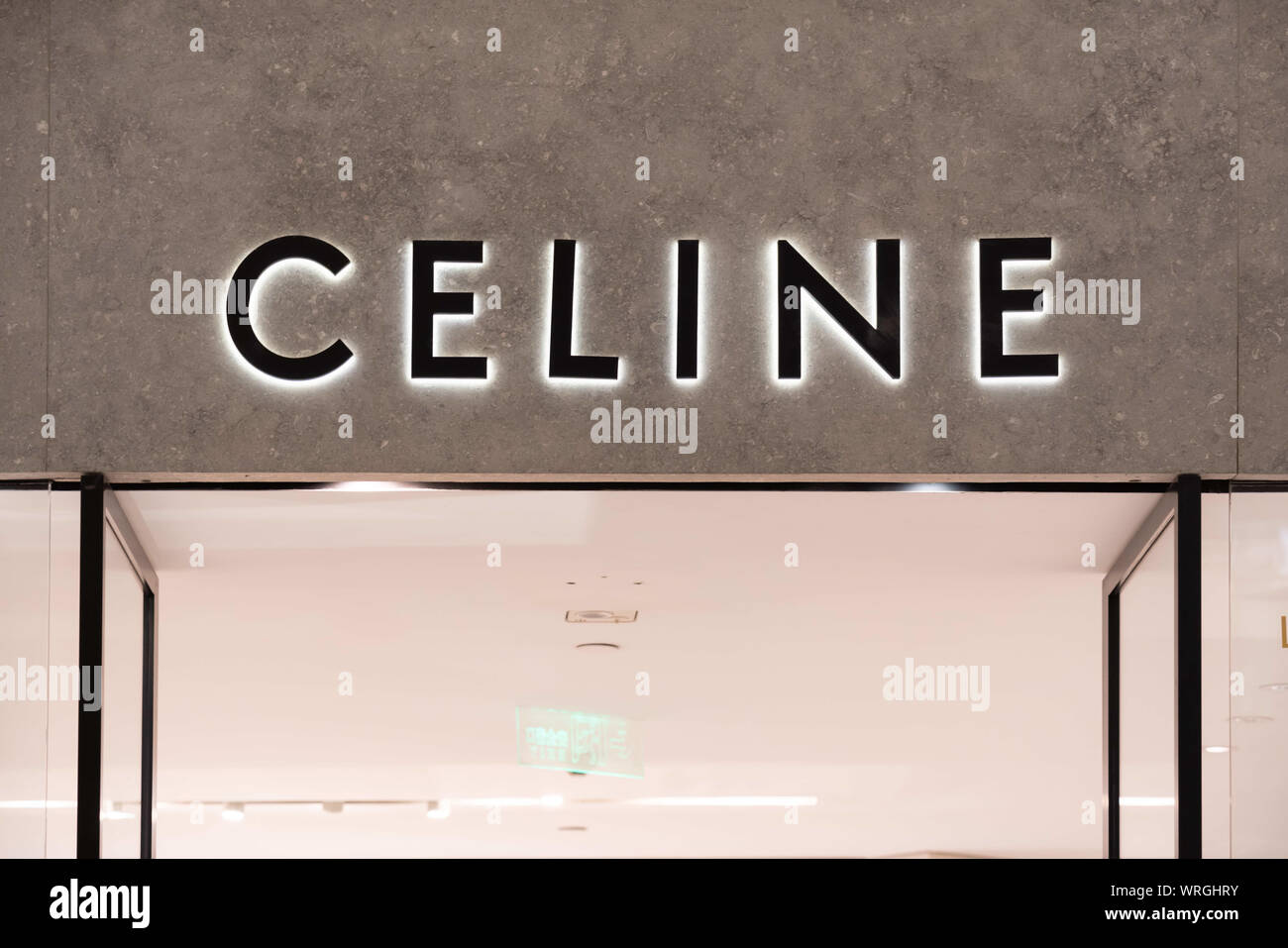 Shanghai, China. 8. Sep 2019. Französische Luxusgüter Marke Celine, von LVMH Gruppe, Logo in Shanghai gesehen. Credit: Alex Tai/SOPA Images/ZUMA Draht/Alamy leben Nachrichten Stockfoto