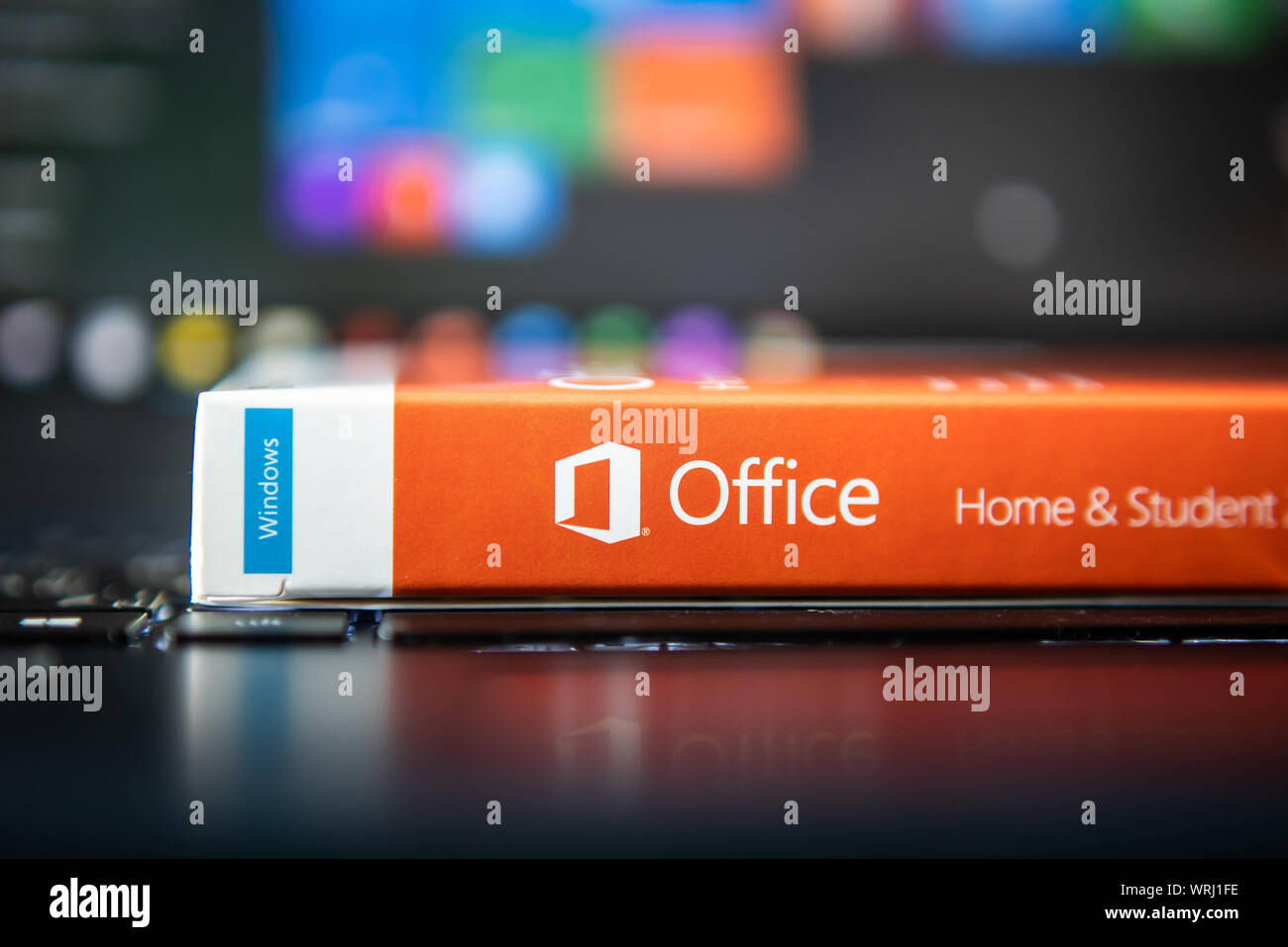 Bangkok, Thailand - 17. Juli 2019: Logo der Microsoft Office Software auf der Produkt-Paket. Stockfoto