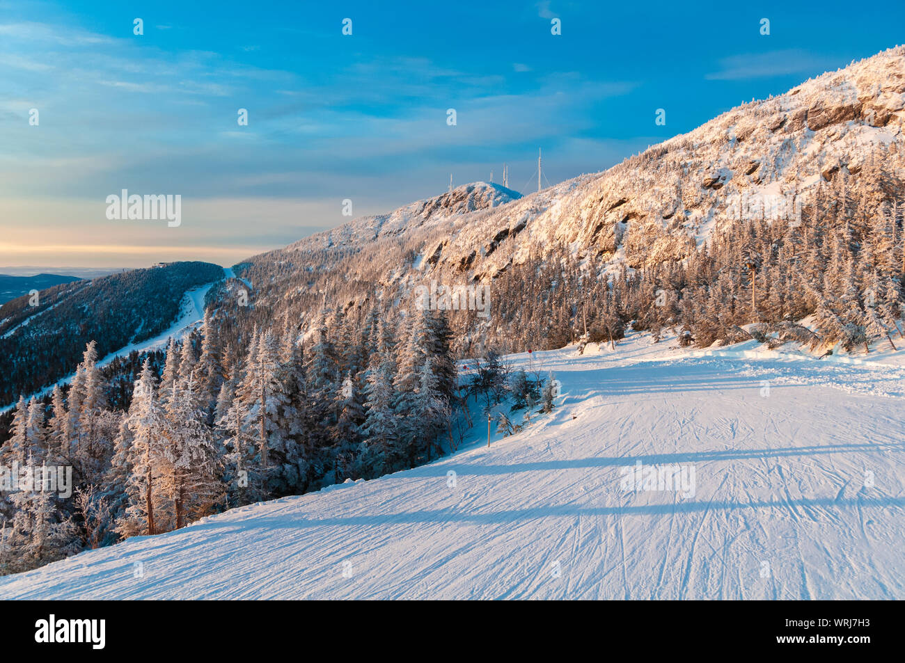 Am frühen Morgen auf die Spitze des Mt. Mansfield im Winter, Stowe, Vermont, USA Stockfoto