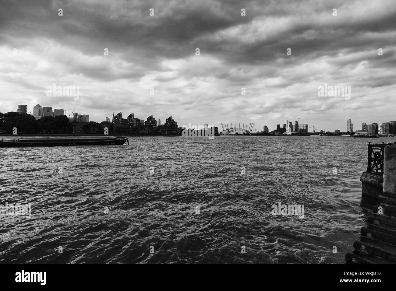 Thames River von Greenwich Banken Stockfoto