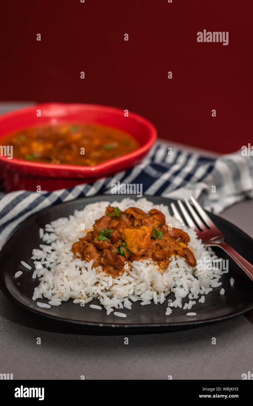 Feijoada ein Eintopf von Bohnen mit Rindfleisch und Schweinefleisch portugiesischen Ursprungs Stockfoto