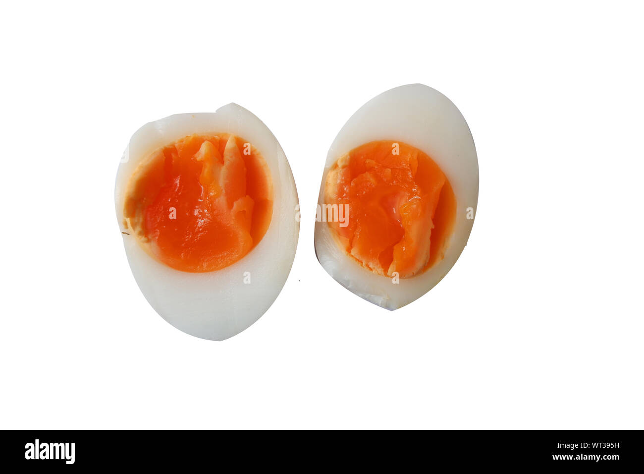 Gekochtes Ei auf weißem Hintergrund Ausschnitt isoliert Stockfoto