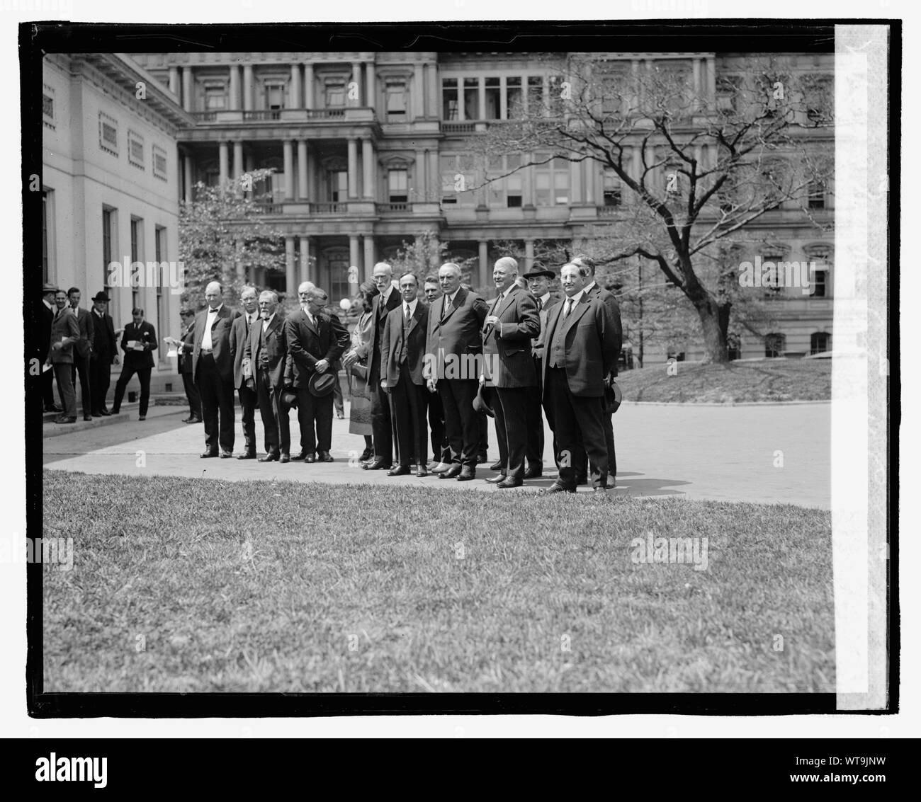 Mitglieder... Tarif Com. Bei W. H., [5/7/23] Stockfoto