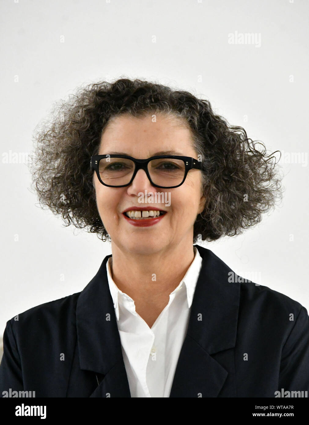 London, Großbritannien. 11. September, 2019. Künstlerin Mona Hatoum bei solo Ausstellung im White Cube Bermondsey London, Großbritannien - 11 September 2019 Credit: Nils Jorgensen/Alamy leben Nachrichten Stockfoto