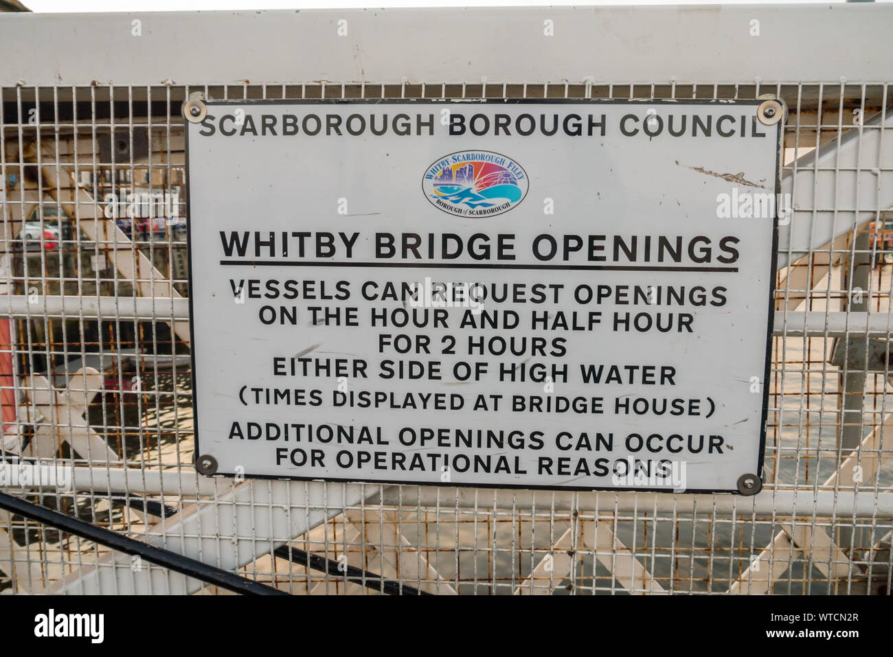 Whitby Brücke Öffnungen in Whitby Brücke, Whitby, North Yorkshire entfernt Stockfoto