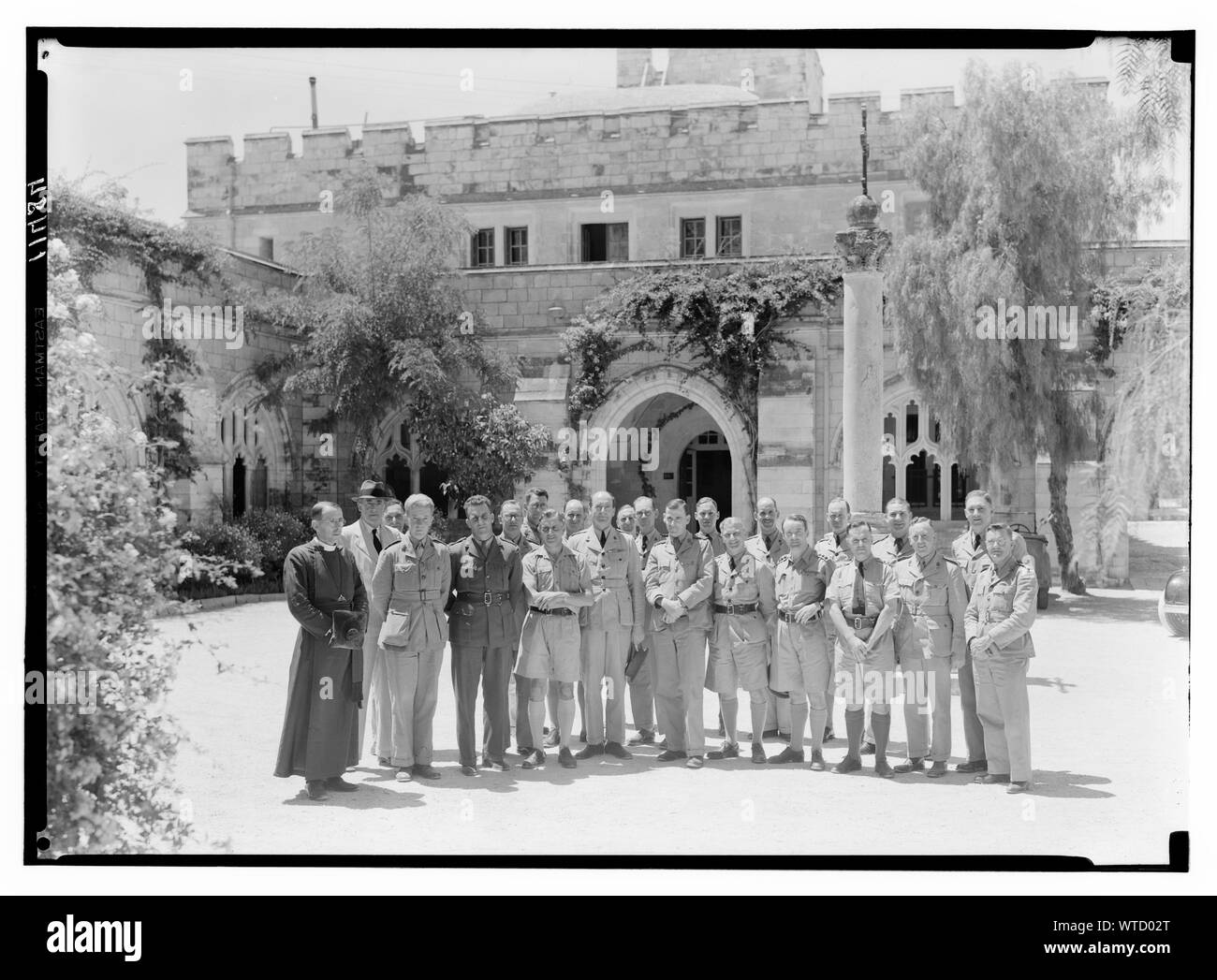 Die militärgeistlichen im äußeren Hof (stehend) Stockfoto