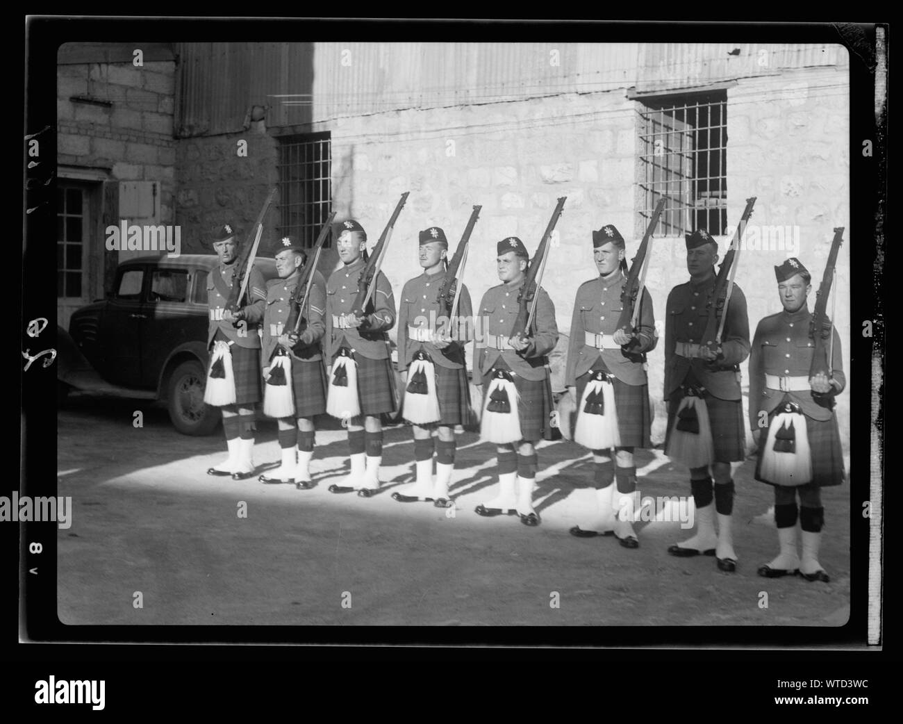 Militärische Wachen vor Gericht [Jerusalem] Stockfoto