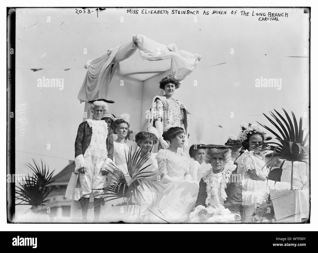 Miss Elisabeth Steinbeck als Königin der langen Niederlassung Karneval Stockfoto