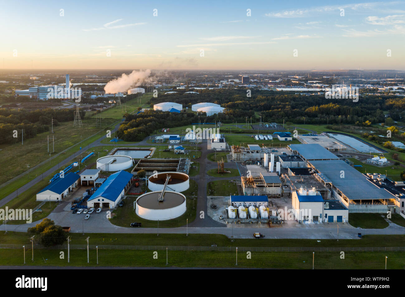 Luftaufnahme der Tampa Bay Regional Surface Water Treatment Plant in Tampa, Florida. Stockfoto