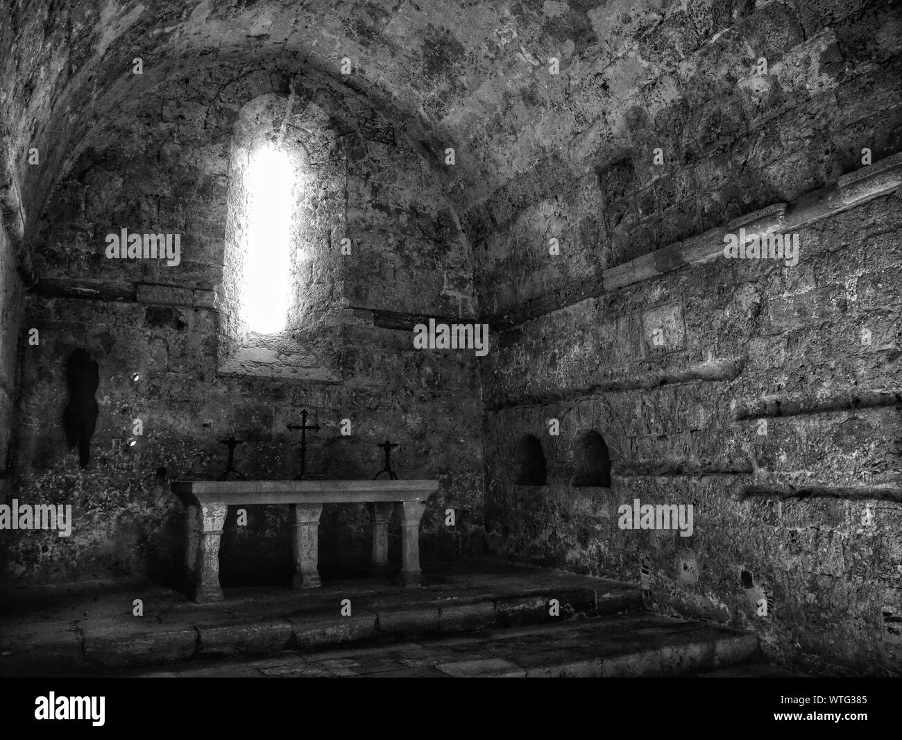 Innenraum des alten Klosters Stockfoto