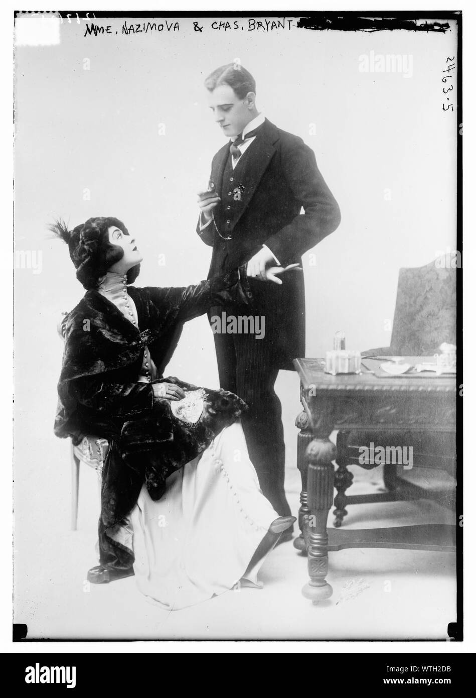 Mme. Nazimova & Chas. Bryant, 12/6/12. Stockfoto
