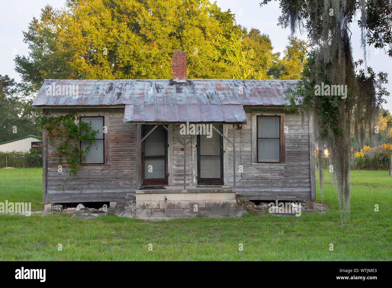 Einsame alte Hütte in den tiefen Süden der Vereinigten Staaten Stockfoto
