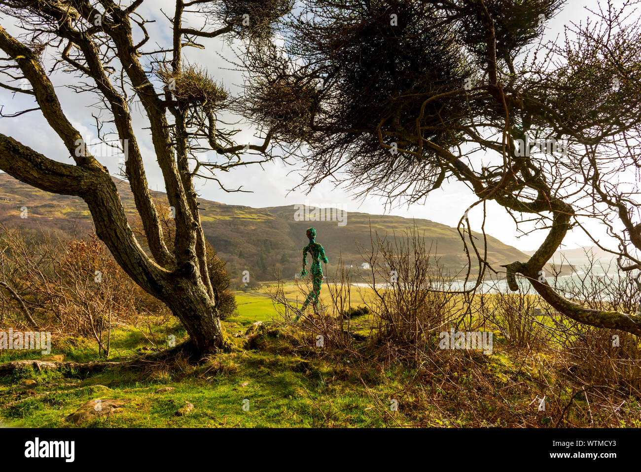 Aus dem Meer, eine Zeichenfolge Skulptur von Claire McNiven, am Calgary Skulptur, Calgary Bay, Isle of Mull, Schottland, Großbritannien Stockfoto