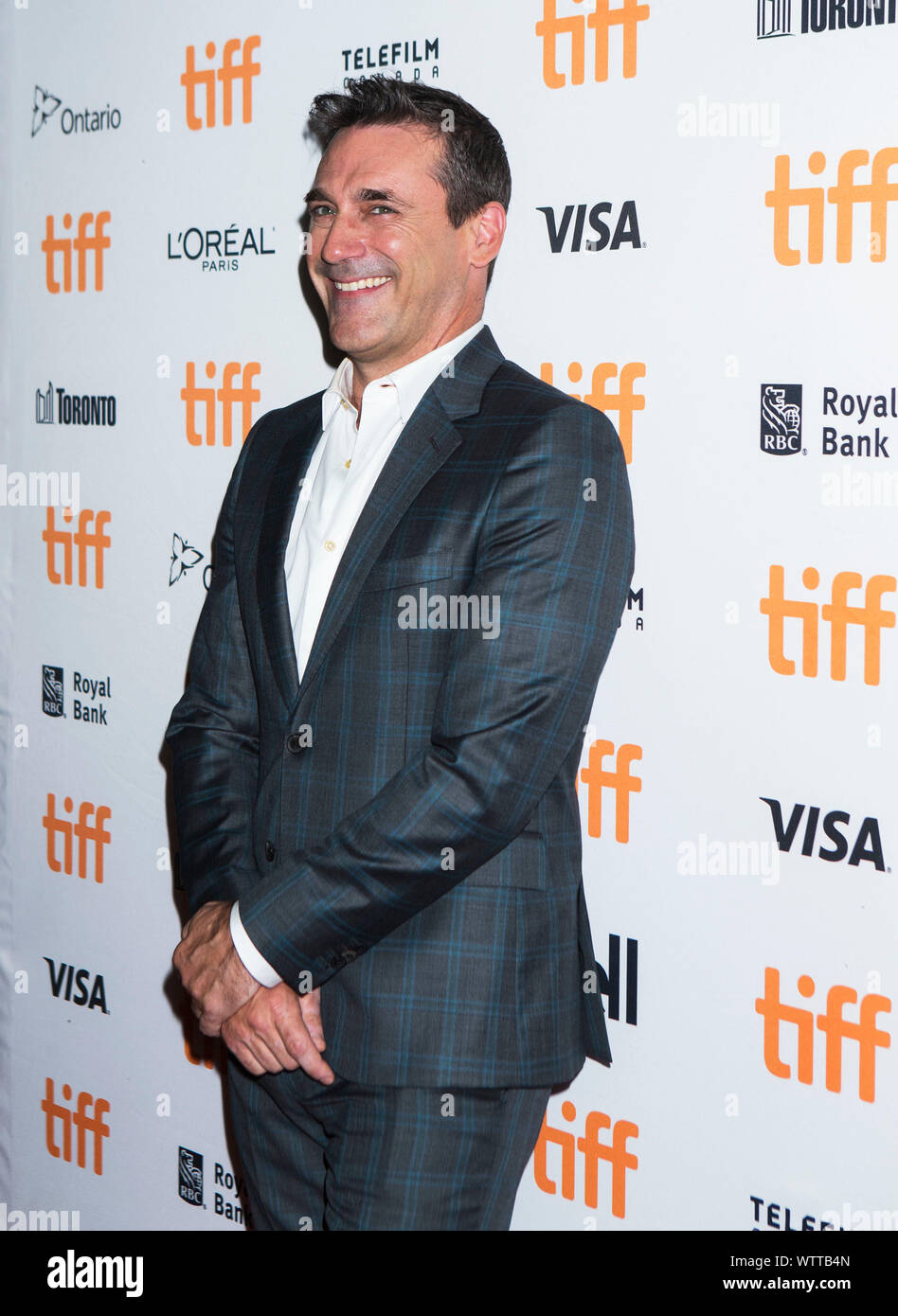 Toronto, Kanada. 11 Sep, 2019. Schauspieler Jon Hamm Posen für Fotos vor der Weltpremiere des Films "Lucy" an der Prinzessin von Wales Theater während der 2019 Toronto International Film Festival (TIFF) in Toronto, Kanada, Sept. 11, 2019. Credit: Zou Zheng/Xinhua Stockfoto