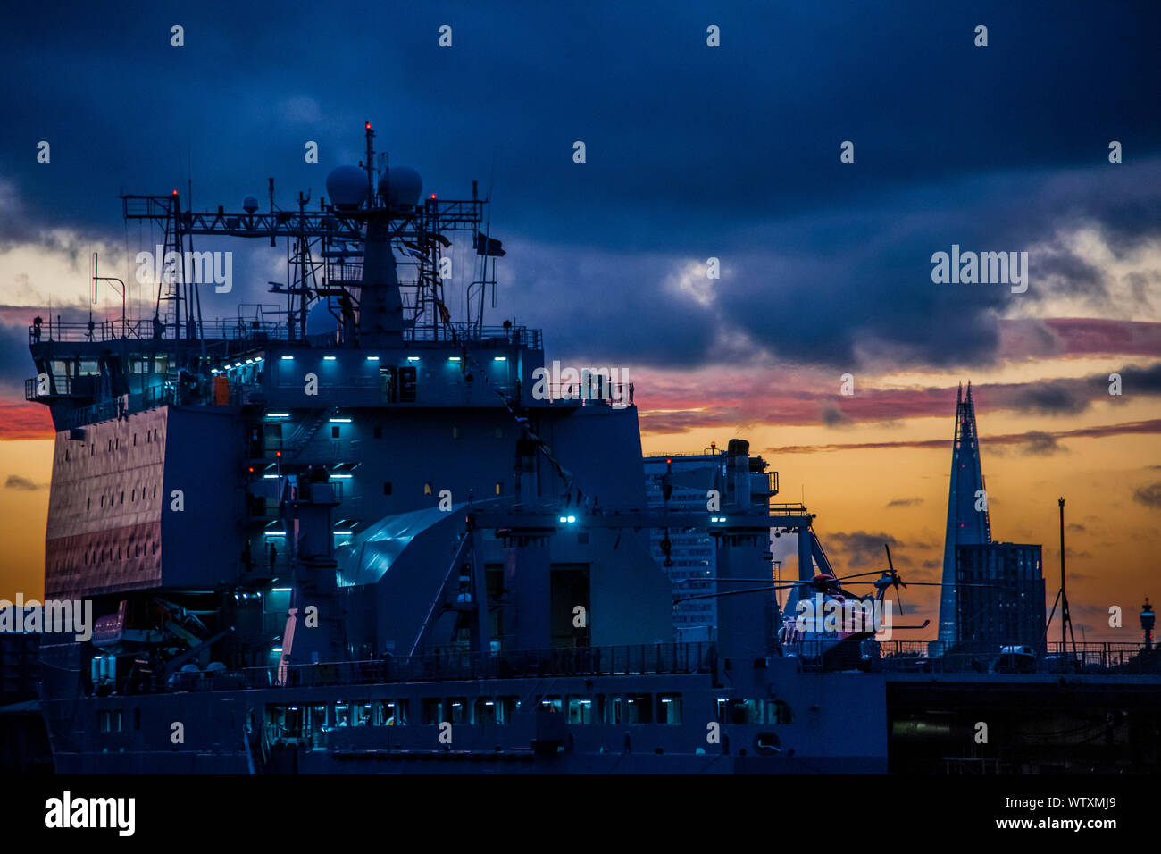 London, Großbritannien. 11 Sep, 2019. Die königliche Flotte Auxillery Schiff Lyme Bay Mauren in Greenwich bei London International Versand Woche zu nehmen. Credit: Guy Bell/Alamy leben Nachrichten Stockfoto