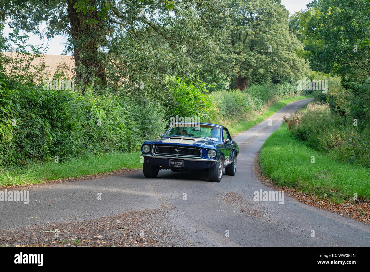 1968 Ford Mustang zu einem Oldtimertreffen in der Grafschaft Oxfordshire. Broughton, Banbury, England Stockfoto